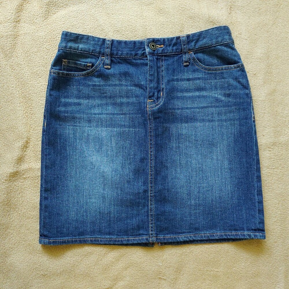 Tommy Hilfiger Denim Skirt Size 0 NWOT